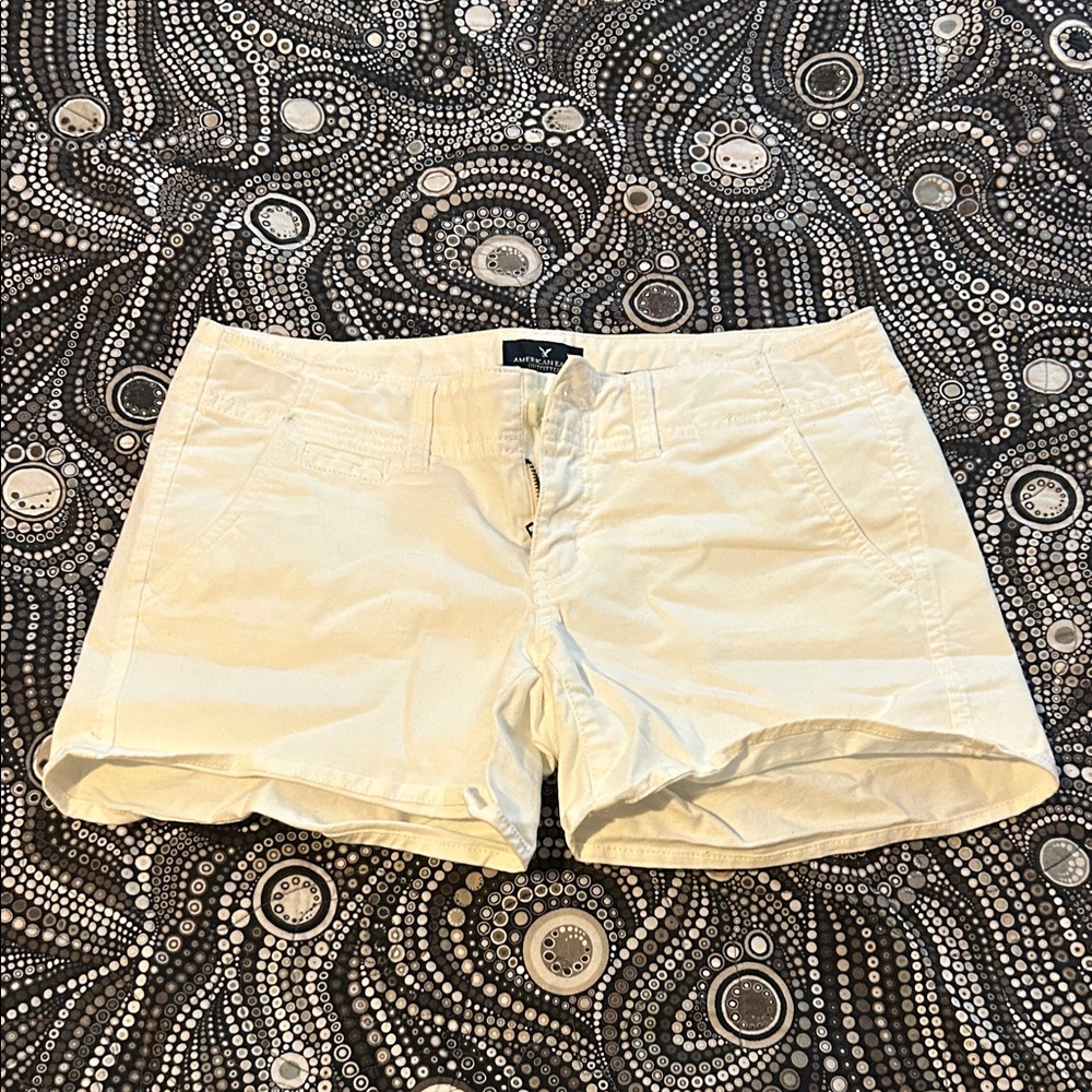 American Eagle Womens 4 White Jean Shortie Shorts